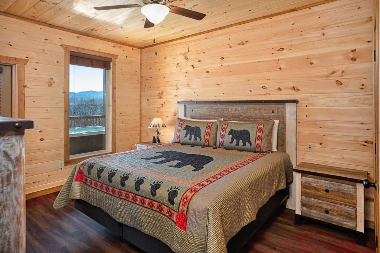 Holiday home The Bear And Trout By Stony Brook Gatlinburg