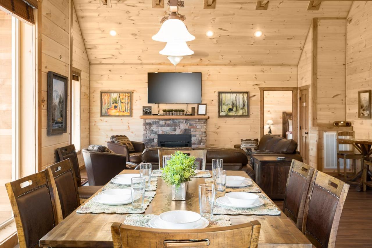 The Bear And Trout By Stony Brook Holiday home Gatlinburg