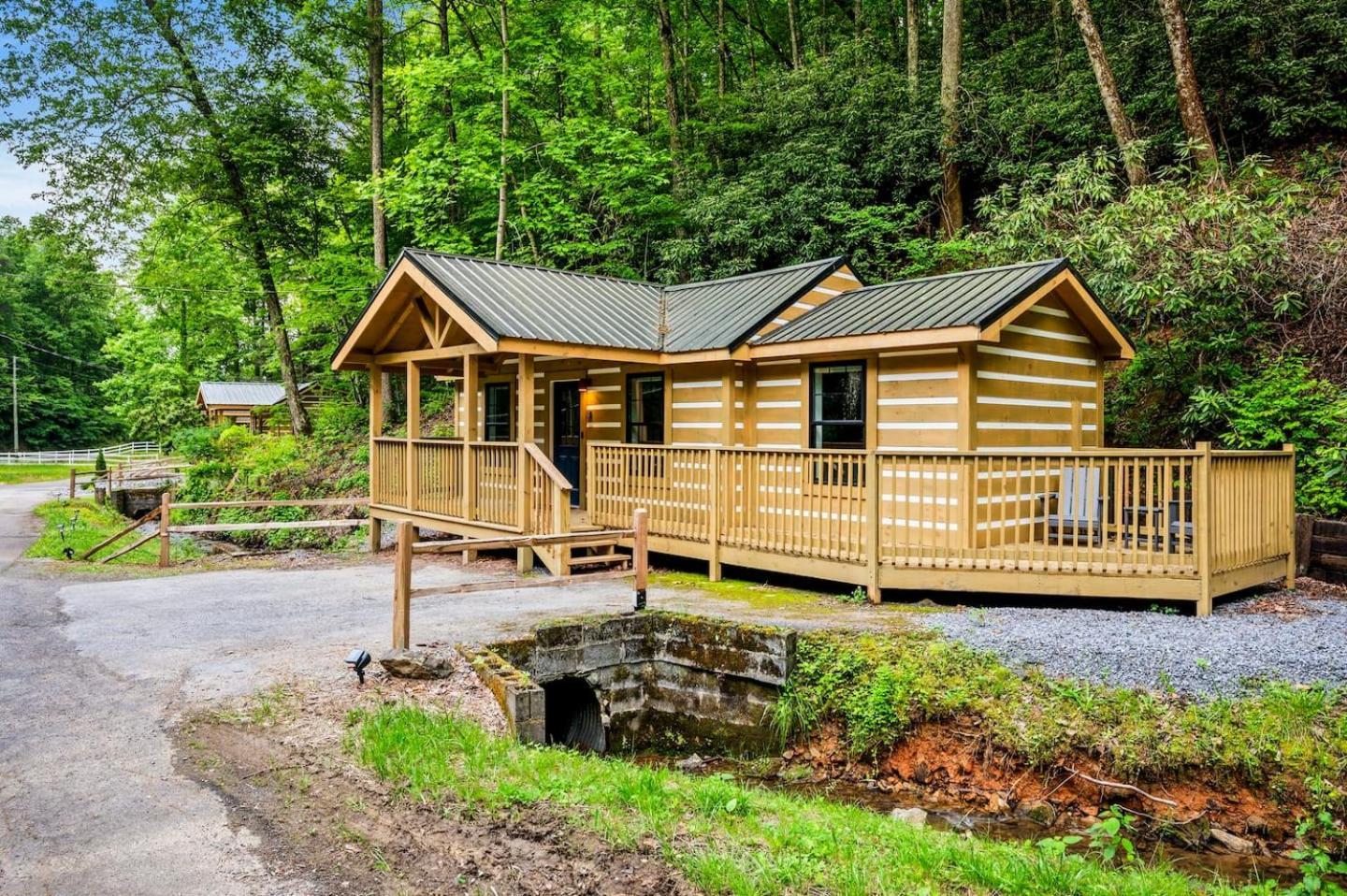 5 In Gburg Sleeps 16 Firepit & Games * Gatlinburg