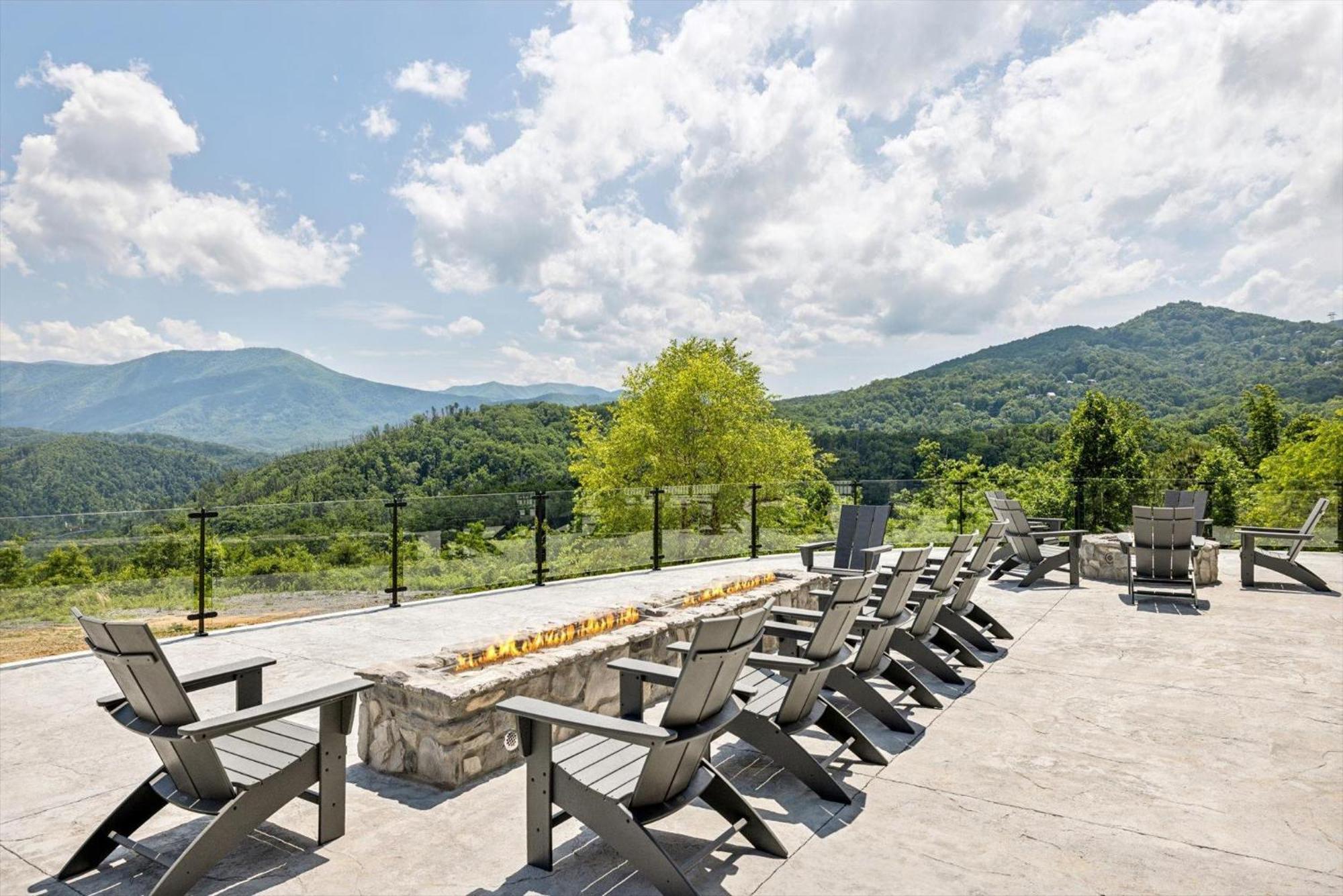 Holiday home Highlands Of The Smokies 204: Beverly's 204