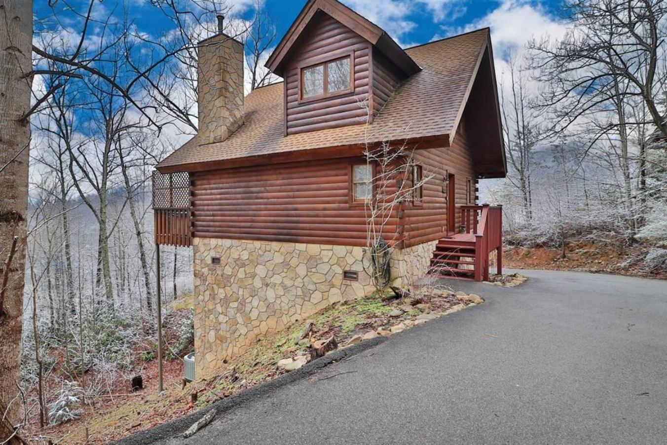Romantic, Honeymoon In The Smokies!