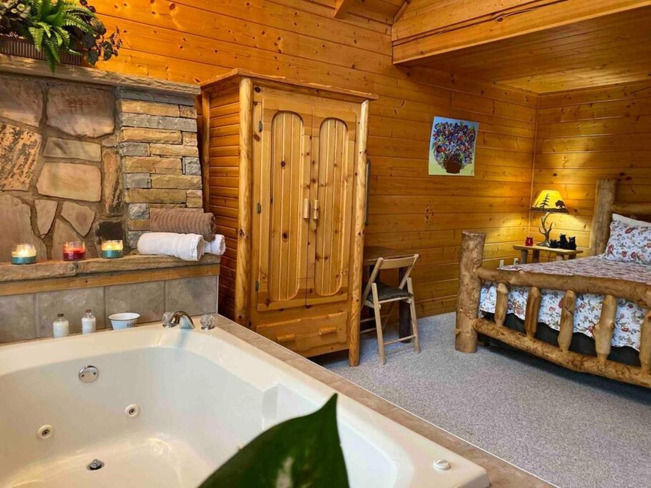 Holiday home Romantic, Honeymoon In The Smokies! Gatlinburg
