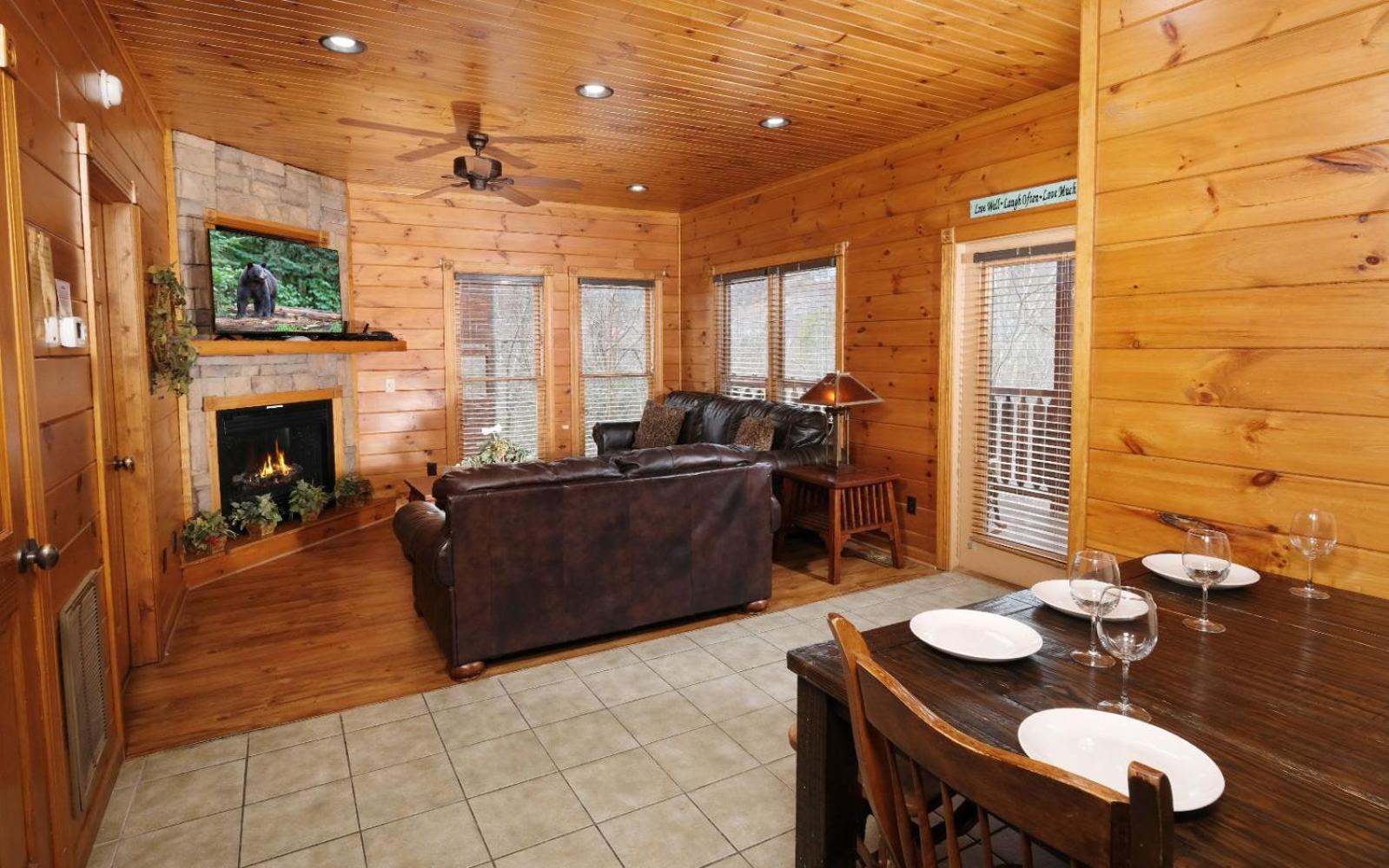 Villa Mountain Getaway And A Theater Gatlinburg