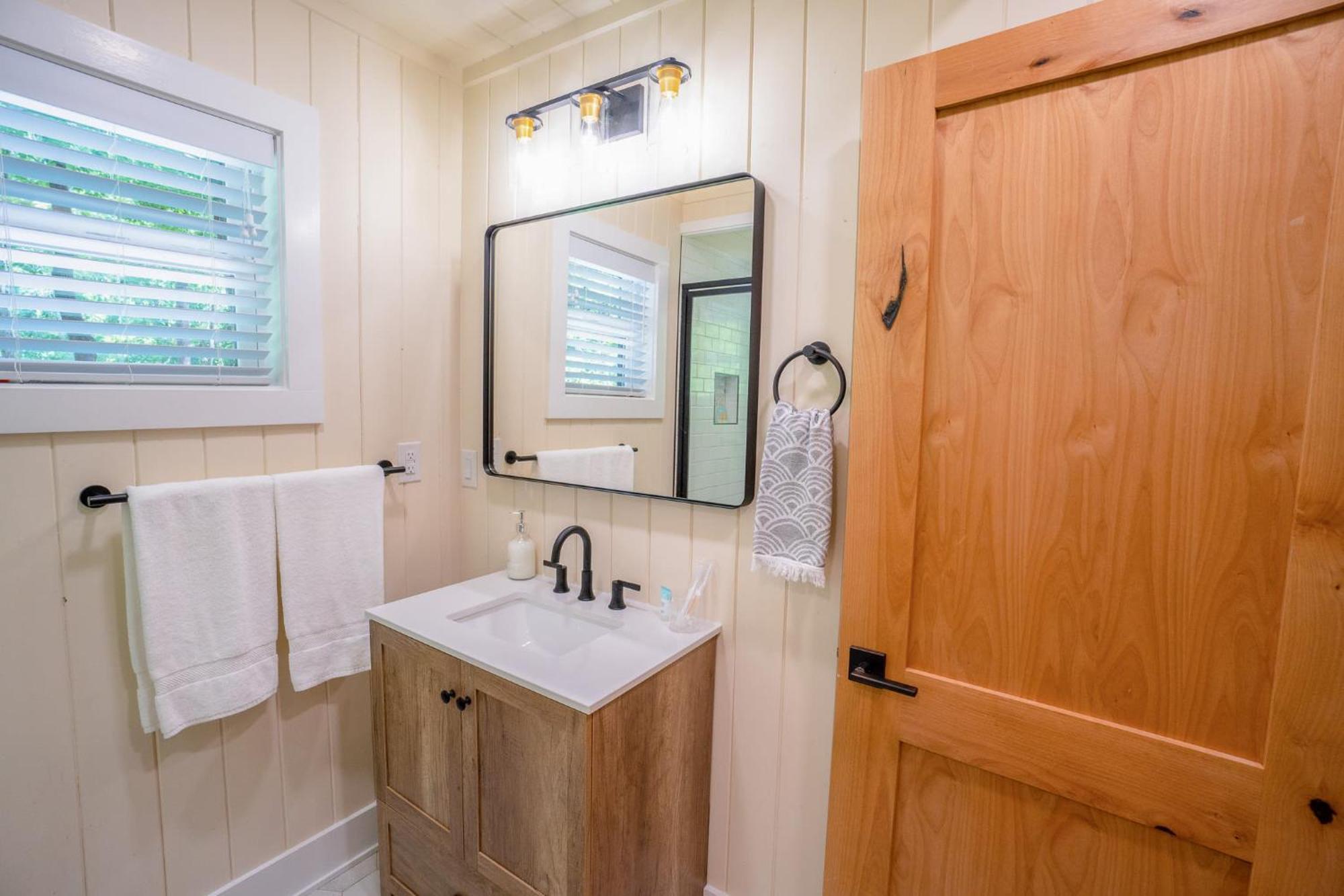 A-frame - Cozy And Modern - Smoky * Gatlinburg