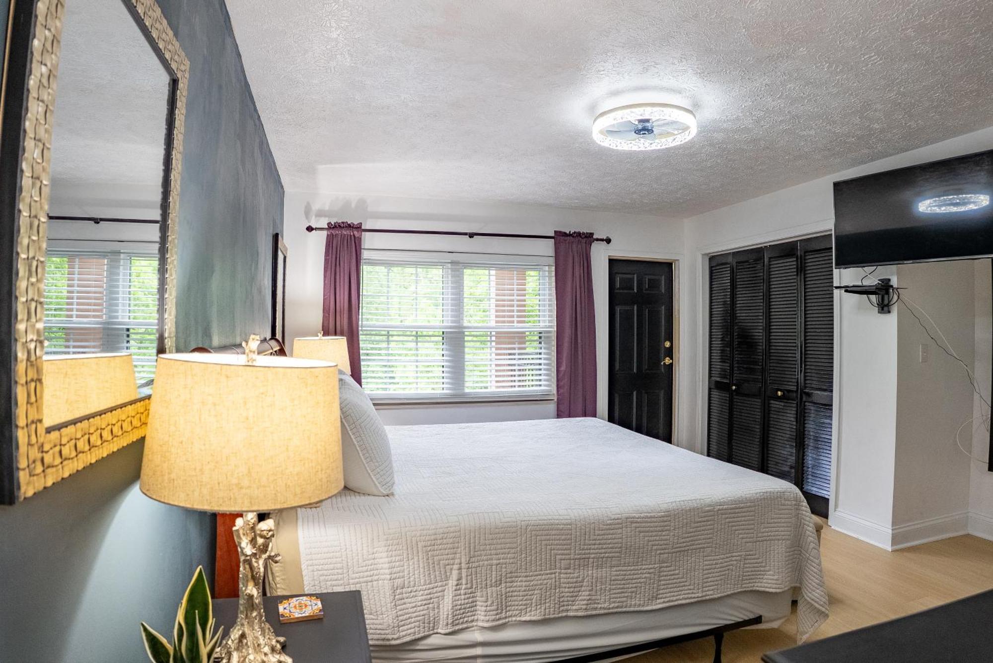 Holiday home Luxurious Condo, Pool, Fireplace, Hiking *