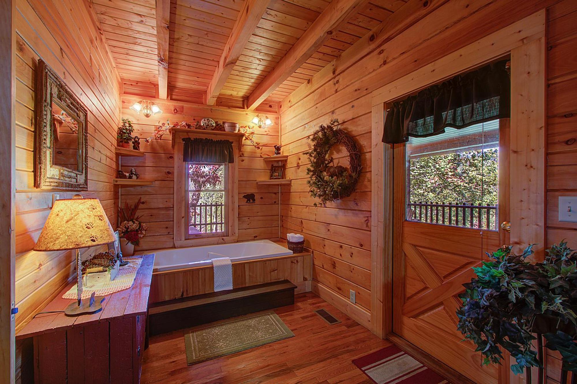 Spirit Of The Mountains * Gatlinburg