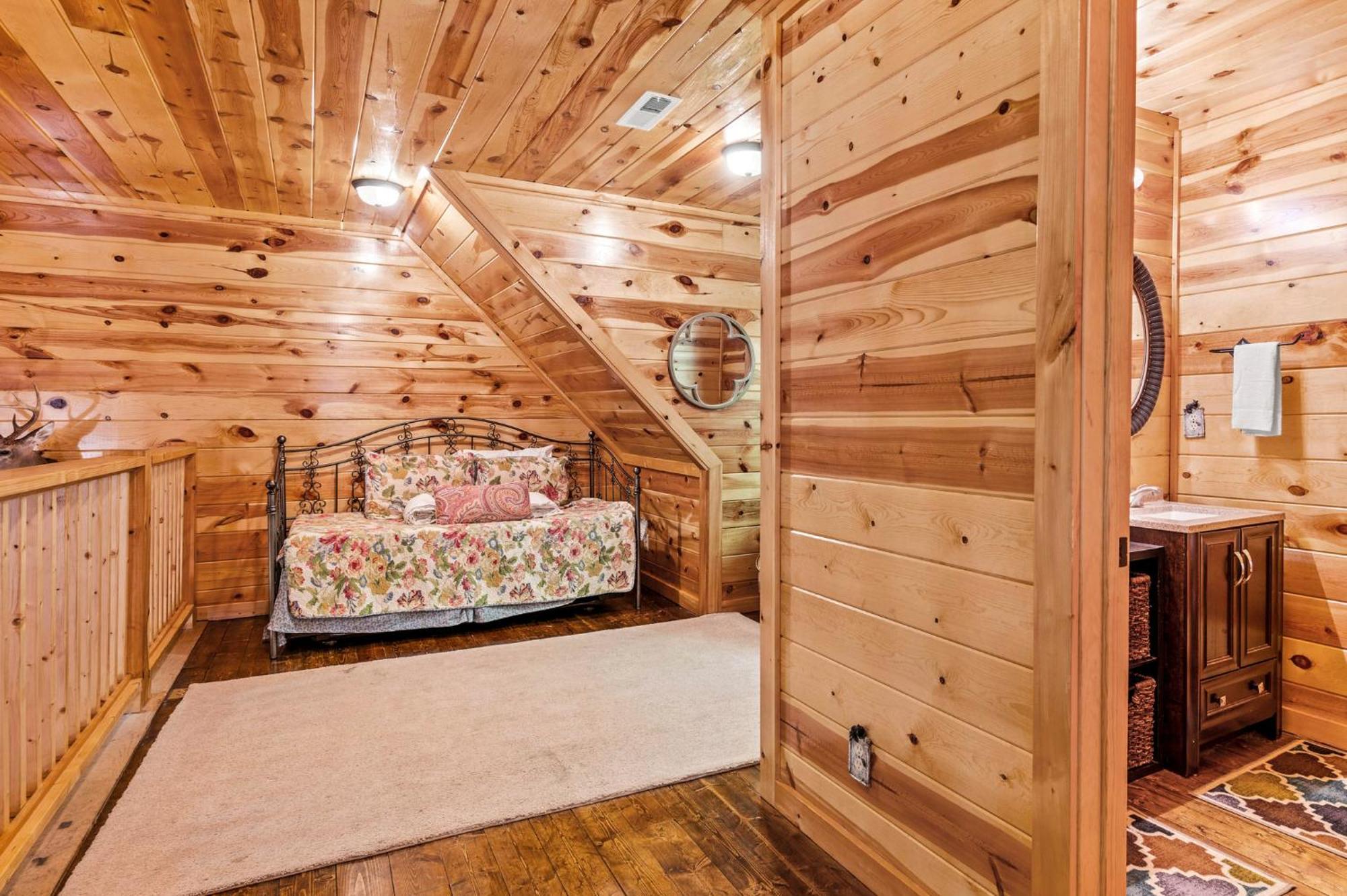 Holiday home Hidden Springs