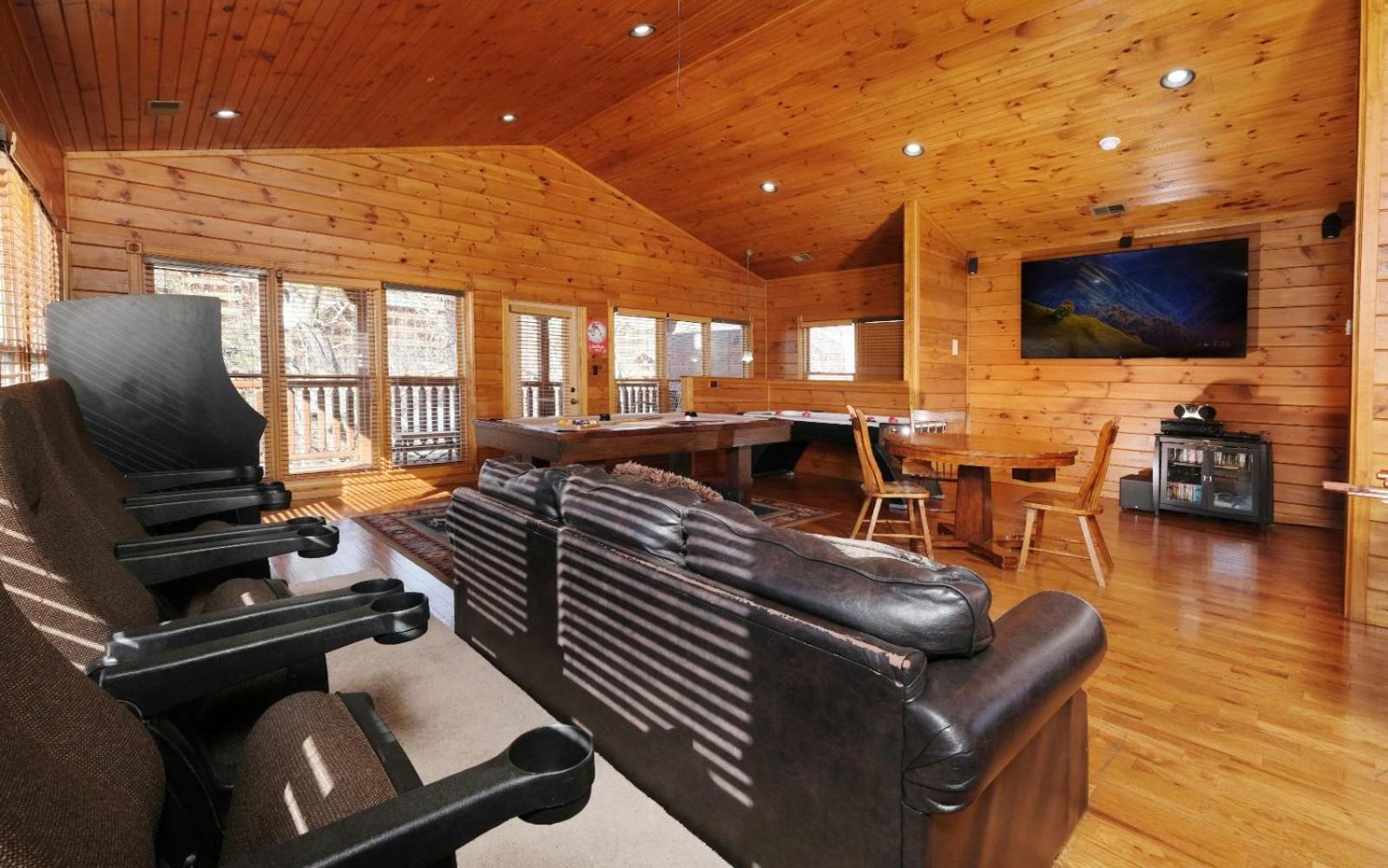 Mountain Getaway And A Theater Gatlinburg