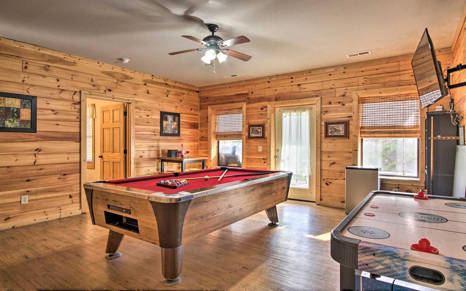 Villa Mountain Heaven Retreat Gatlinburg