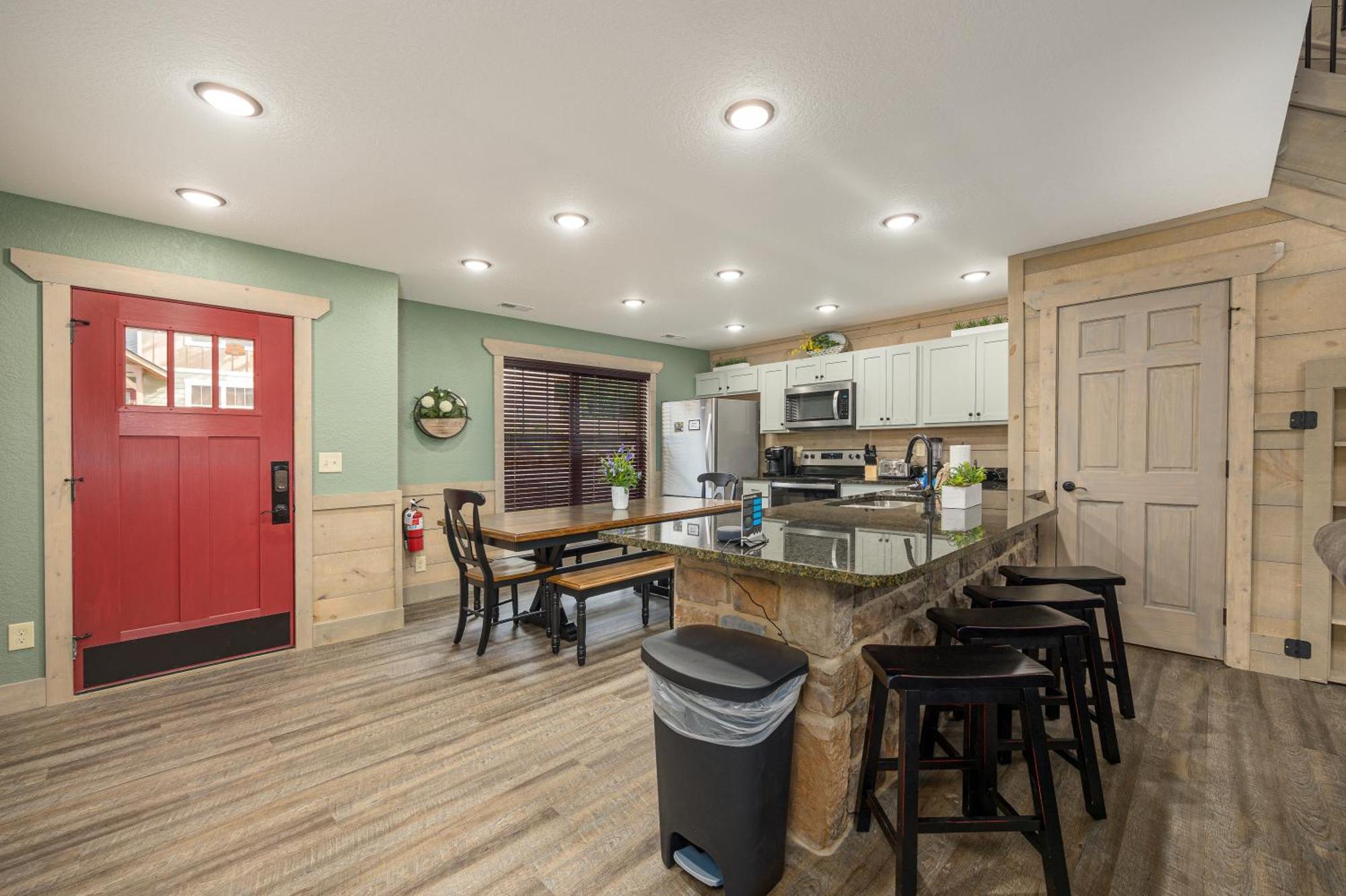 Smoky Pines Chalet Gatlinburg