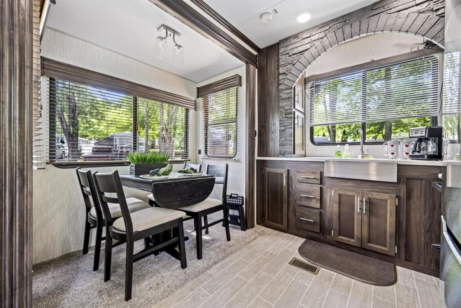 Creekside Glamping Resort- Pool, Fishing Pond, Mini Golf, Game Room, Pet Friendly Gatlinburg
