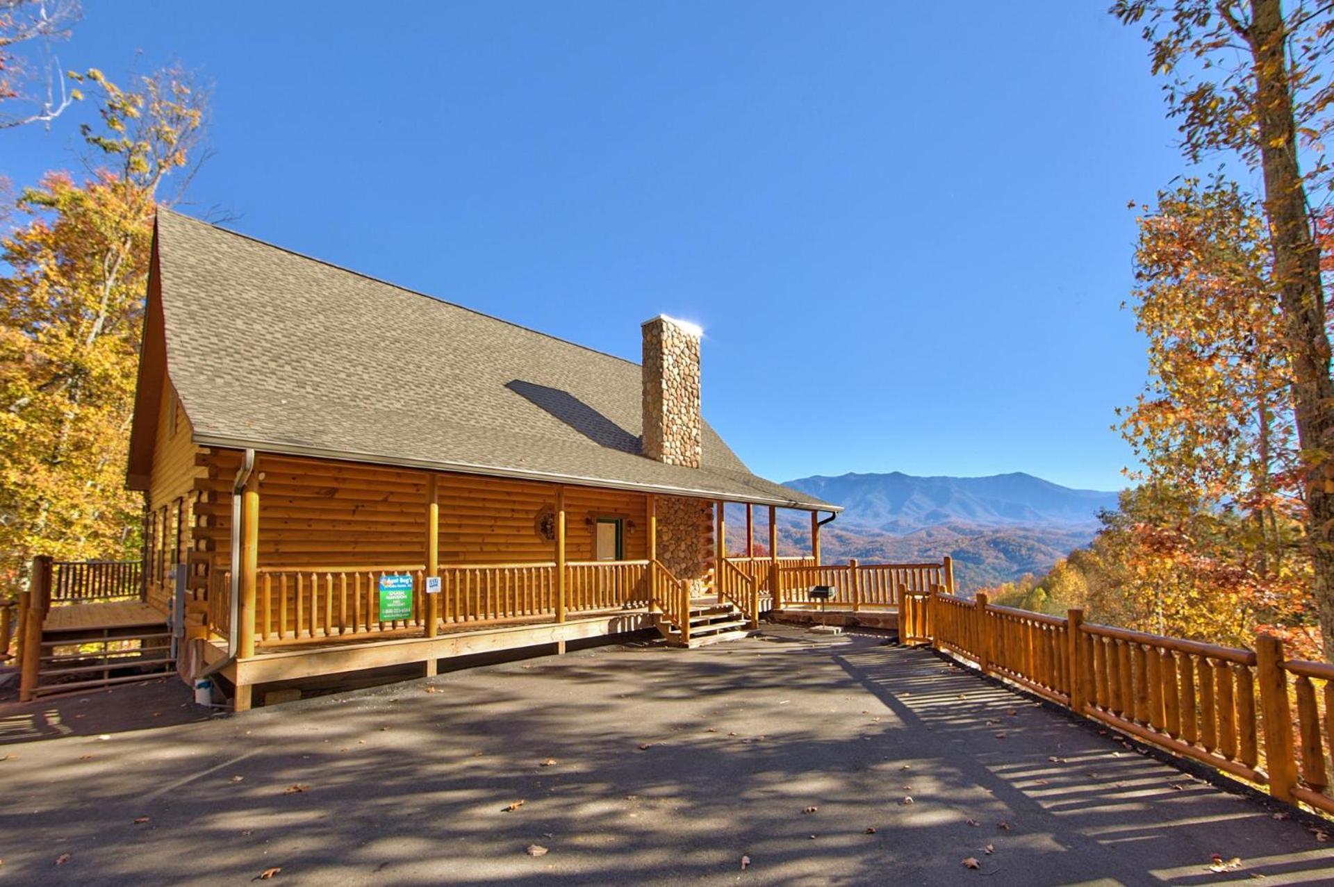Splash Mansion #500 Gatlinburg