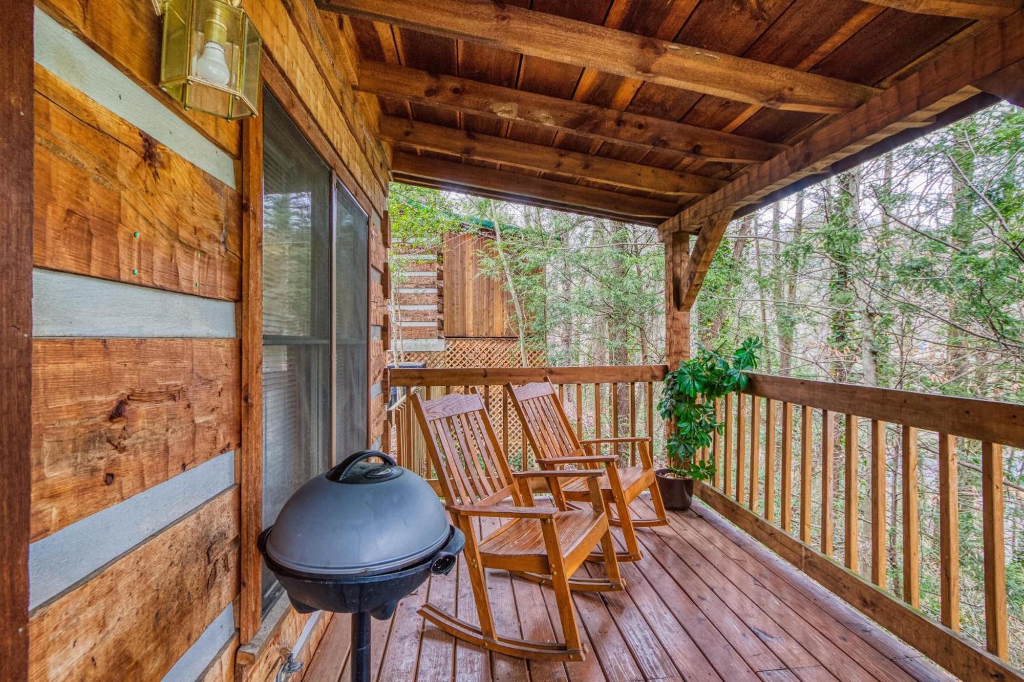 Moonshine Madness #1611 Holiday home *
