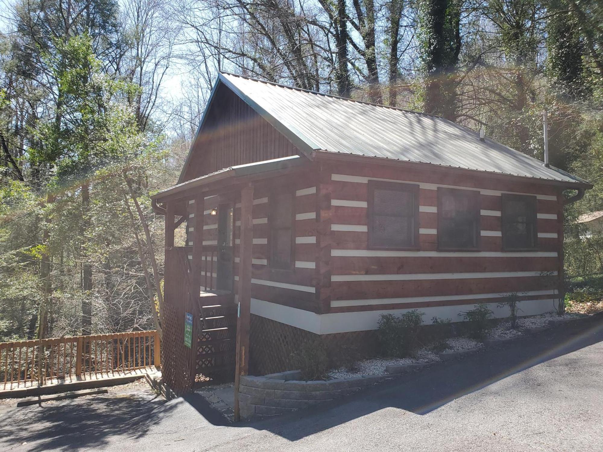 Linger Longer #1607 Gatlinburg