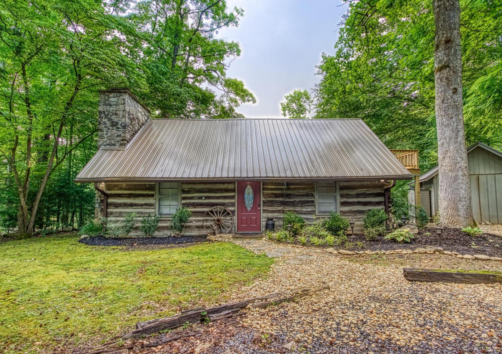 Creek Song #166 Holiday home