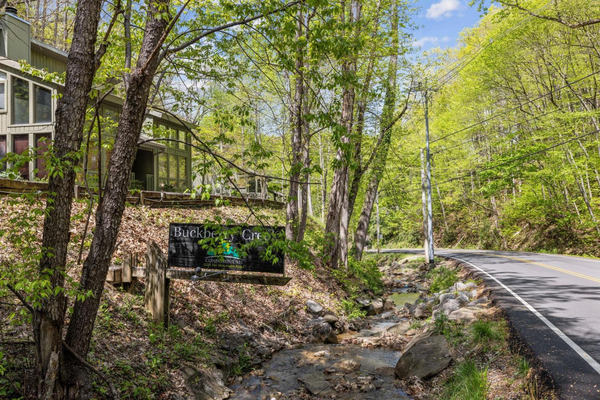 A Getaway #1228 Gatlinburg