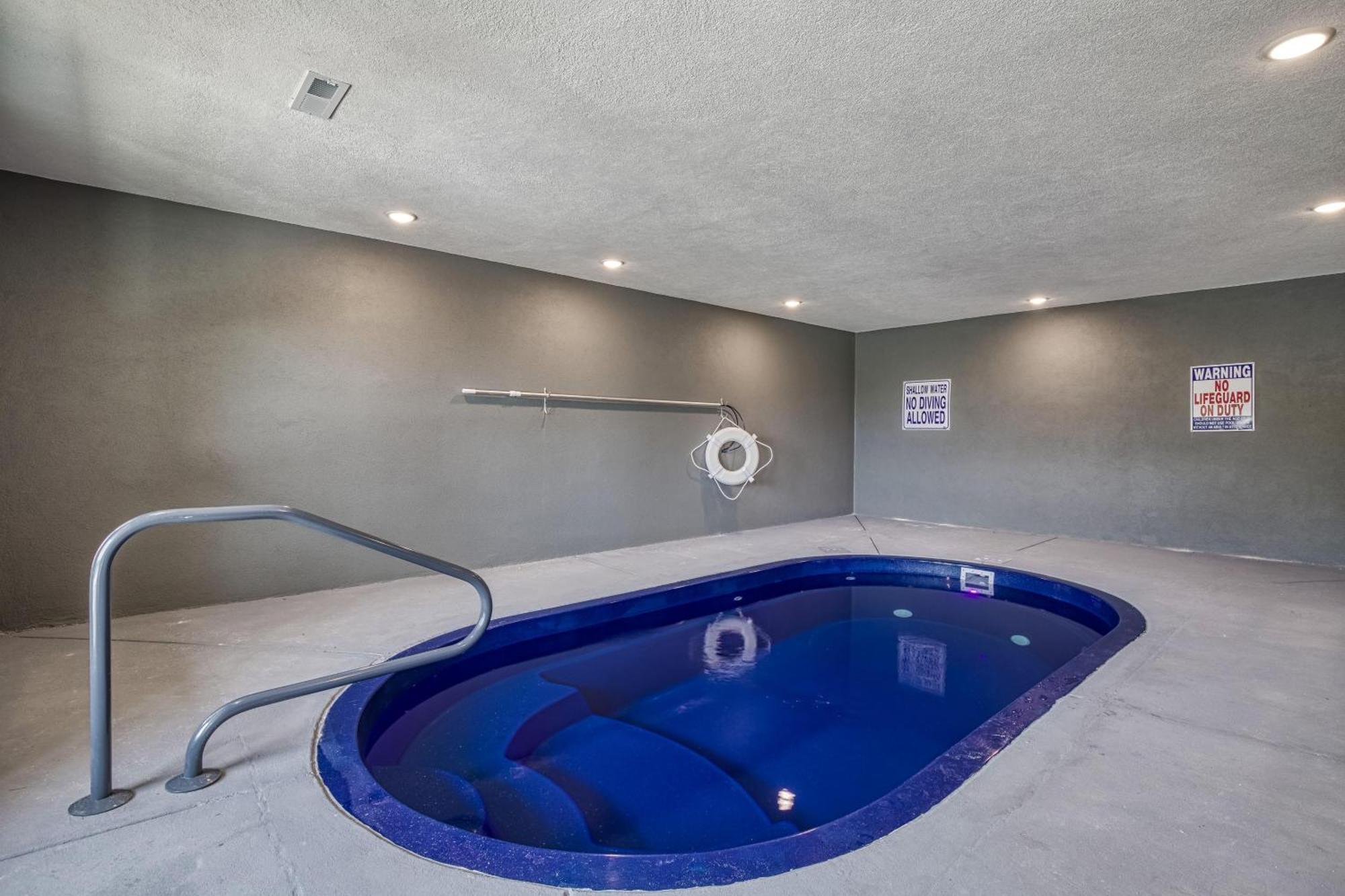 Pooling Around #200 Gatlinburg