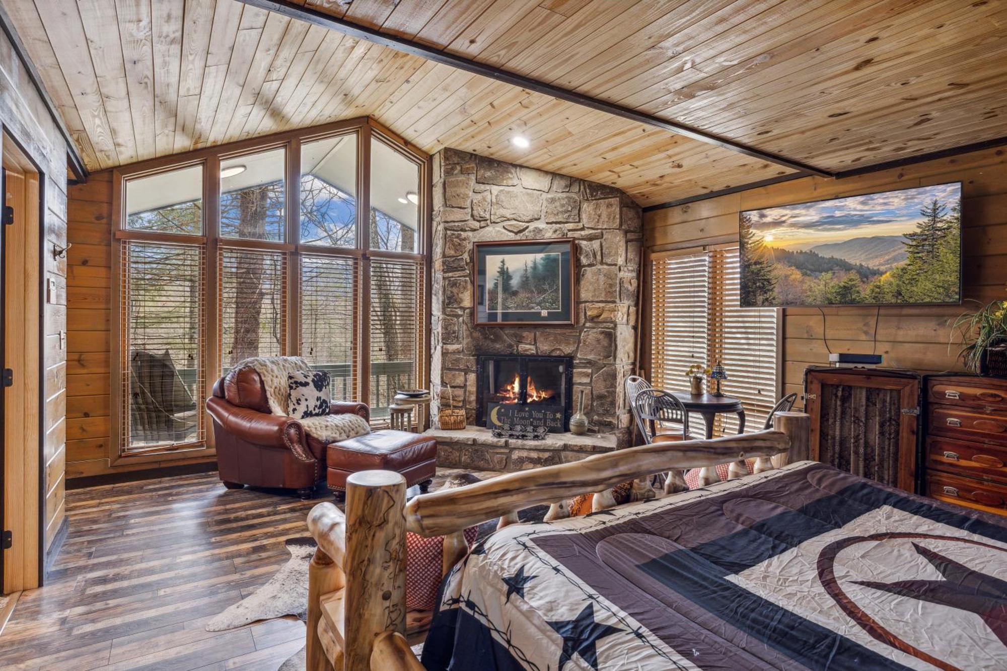 Buckhorn #3115 Gatlinburg