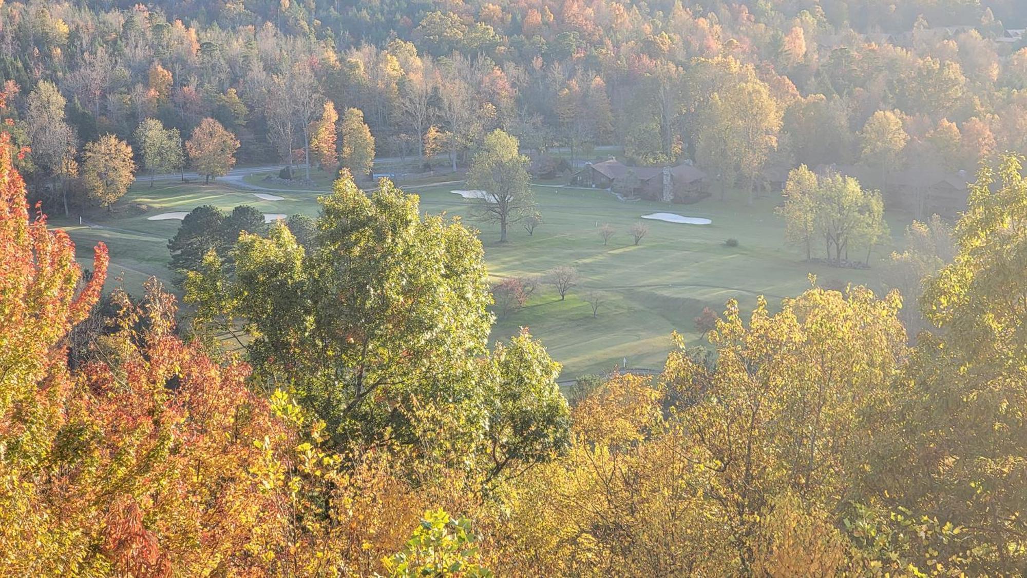 Eagles View, Luxury Living Amazing Mtn Views! Indoor Pool &