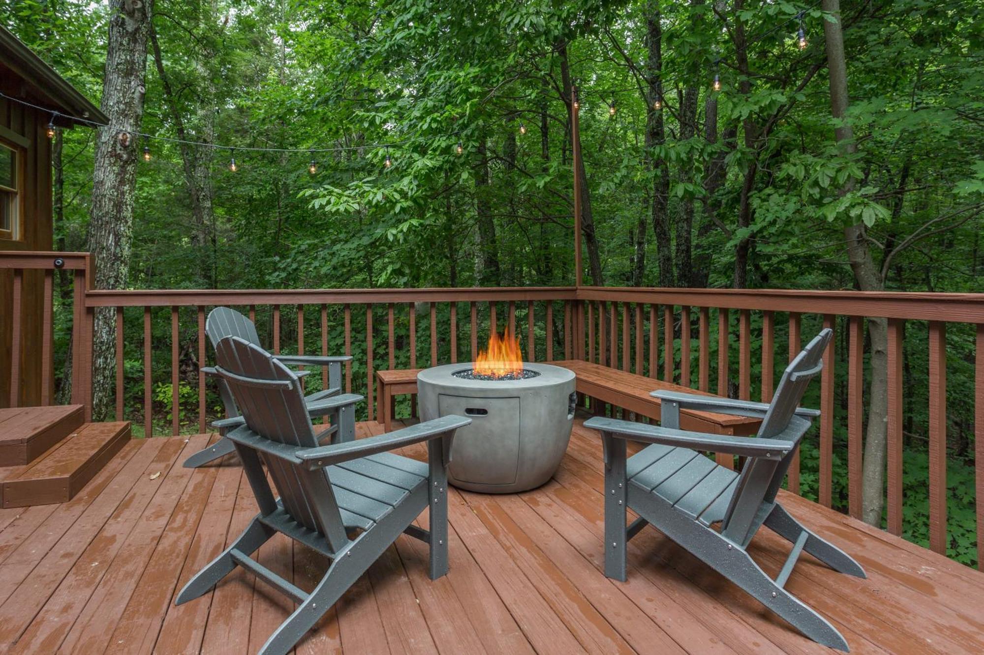 Amazing Views Remodeled 4mi To Dtwn Hottub Firepit Holiday home Gatlinburg