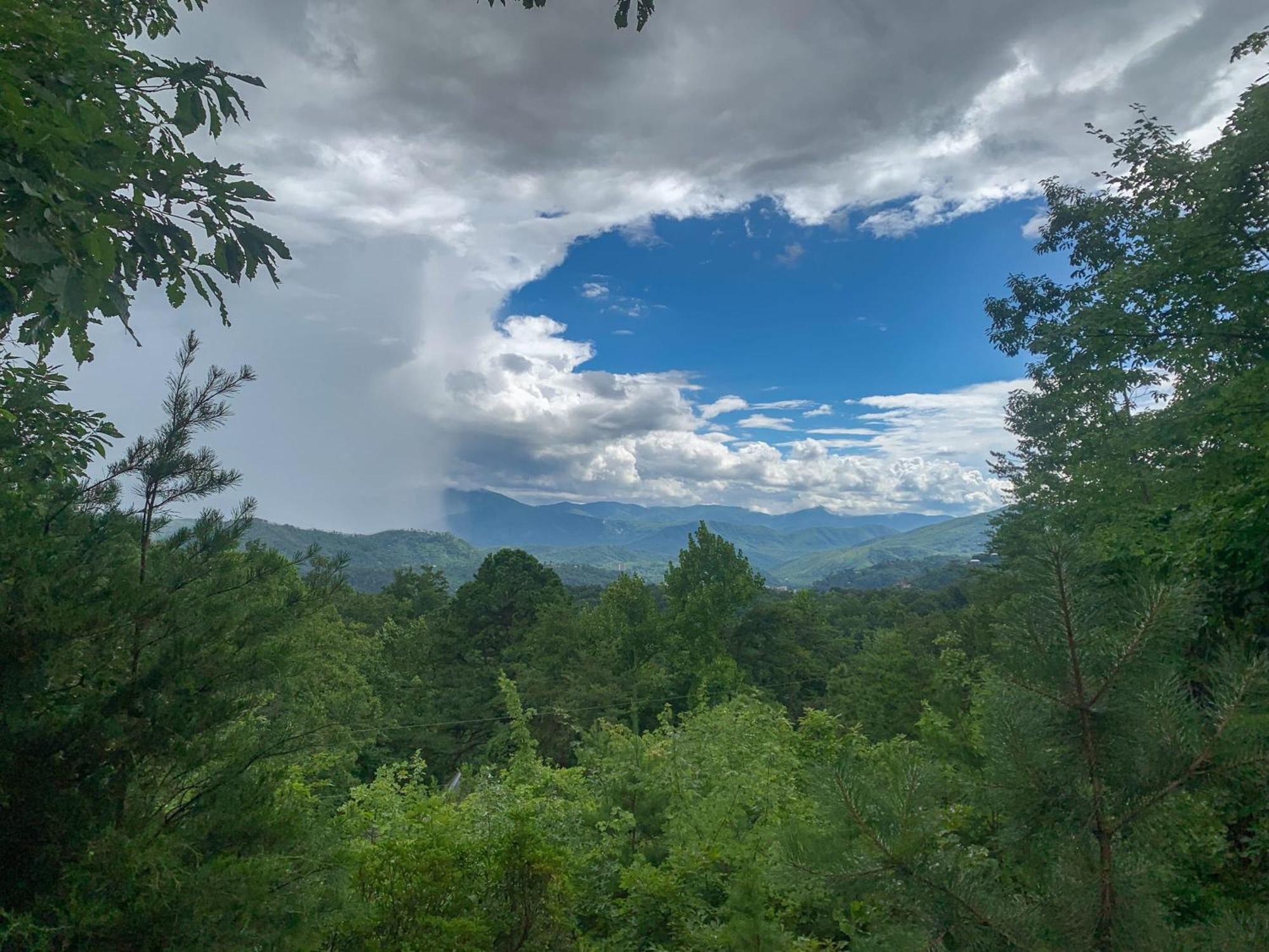 Holiday home Amazing Views Remodeled 4mi To Dtwn Hottub Firepit Gatlinburg