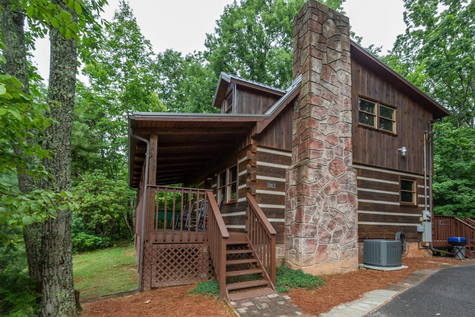 Amazing Views Remodeled 4mi To Dtwn Hottub Firepit Holiday home *