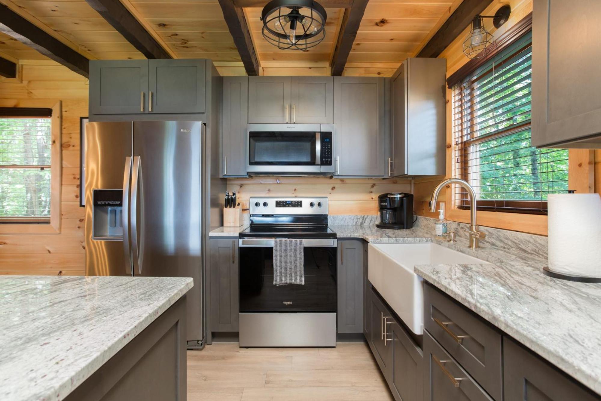Amazing Views Remodeled 4mi To Dtwn Hottub Firepit * Gatlinburg