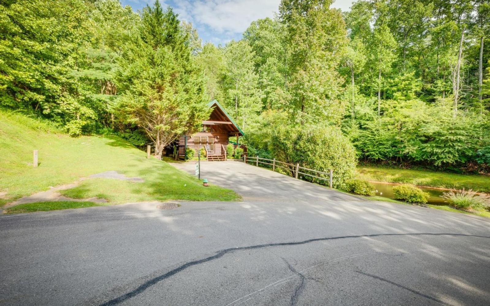 Holiday home Hugs N Kisses Pool Table Hot Tub Pool Table Community Pool Close To Downtown Gatlinburg