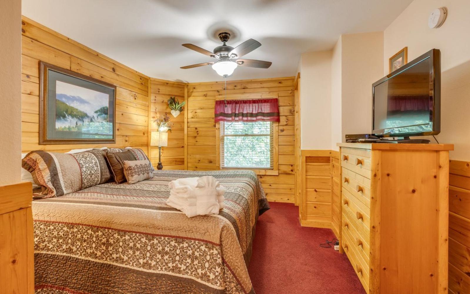Holiday home Hugs N Kisses Pool Table Hot Tub Pool Table Community Pool Close To Downtown Gatlinburg