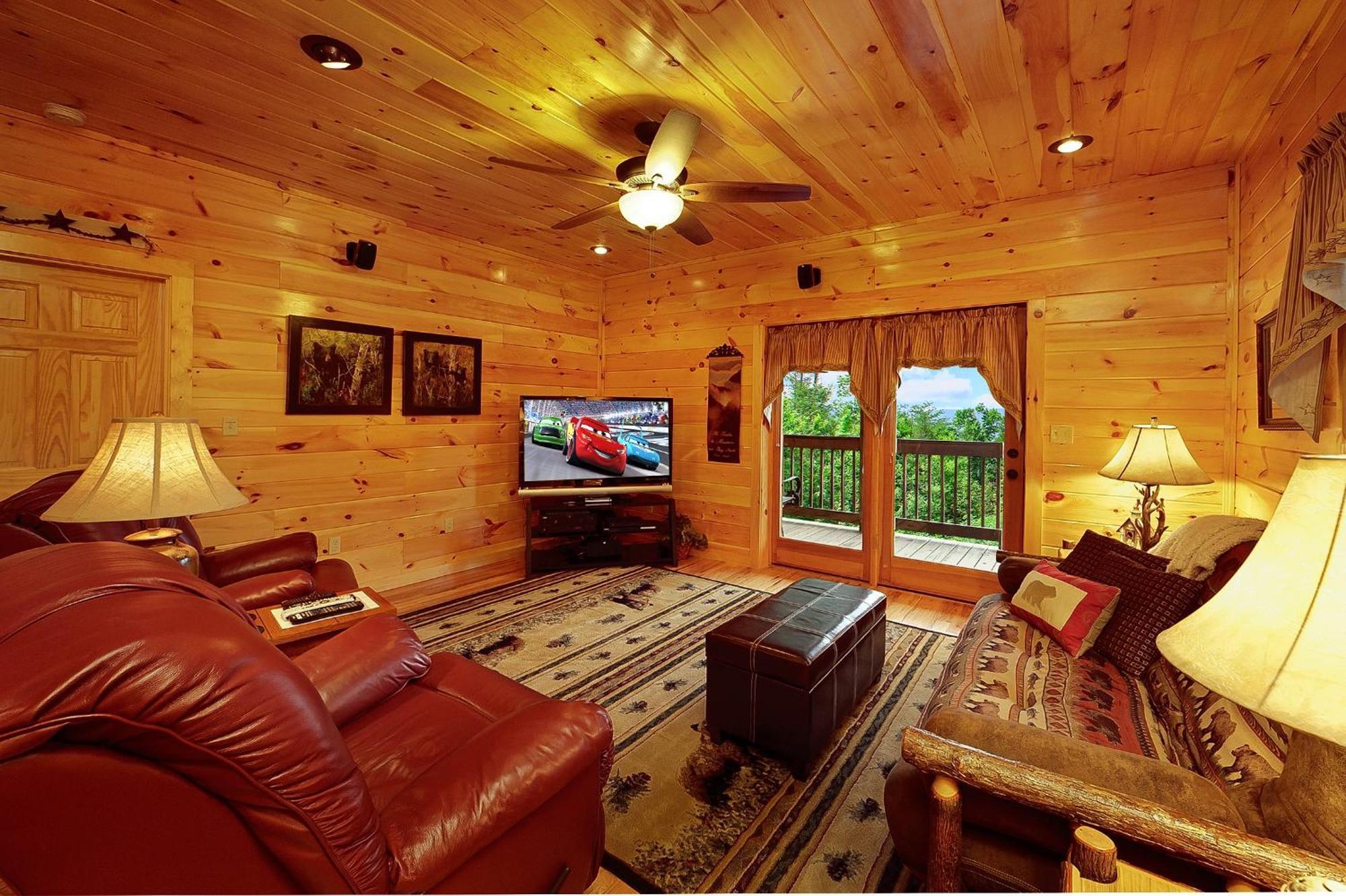 Knotty Pine Delight Holiday home