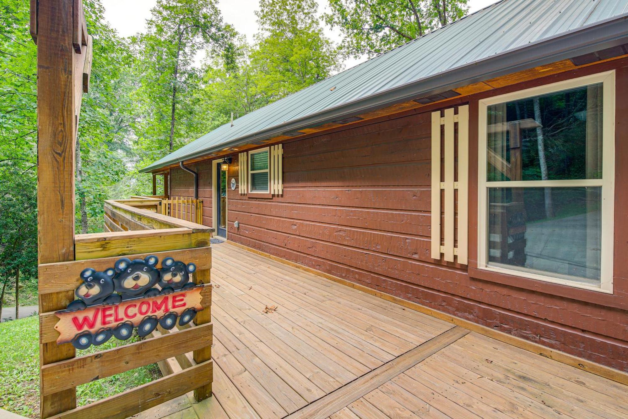 Pet-friendly About 2 Mi To Downtown! Holiday home *