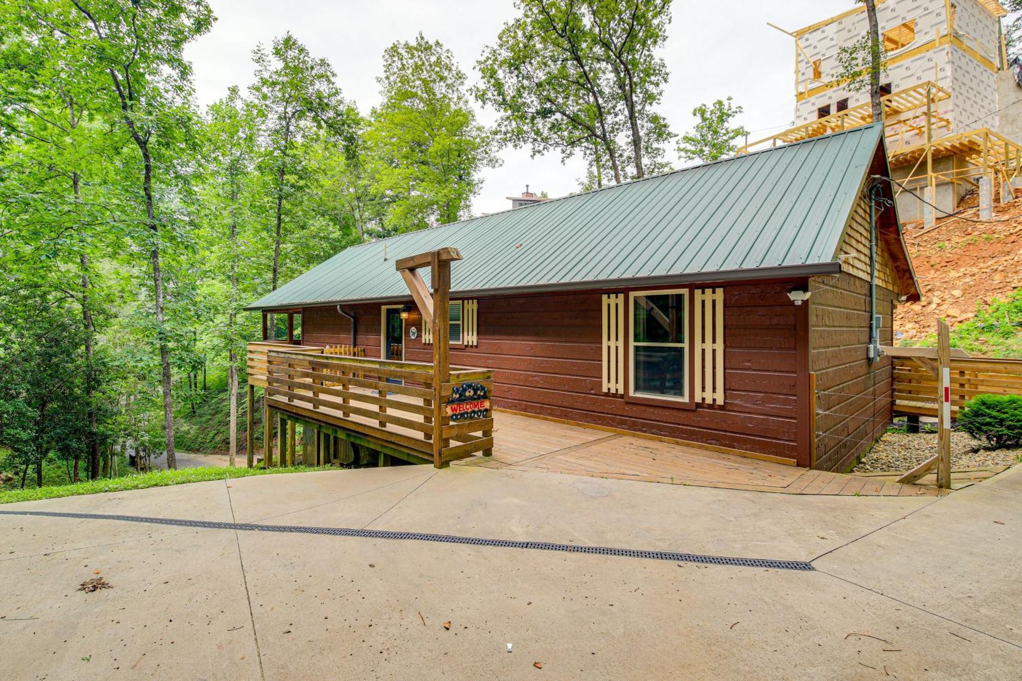 Holiday home Pet-friendly About 2 Mi To Downtown! *