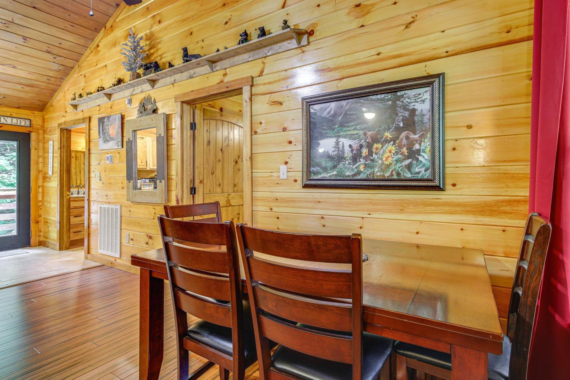 Pet-friendly About 2 Mi To Downtown! Holiday home Gatlinburg