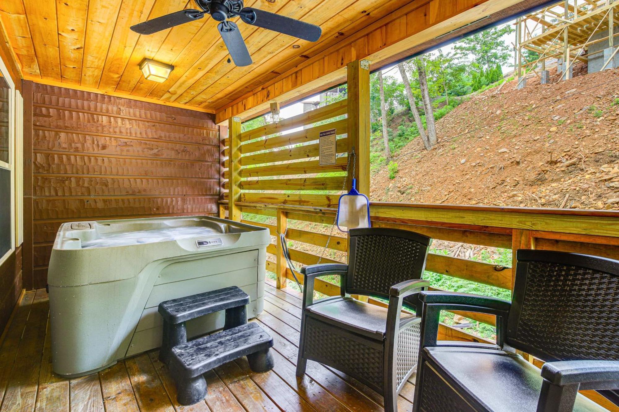 Pet-friendly About 2 Mi To Downtown! Gatlinburg