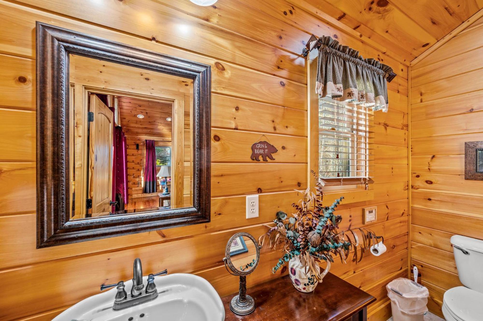 Mountain Elegance * Gatlinburg