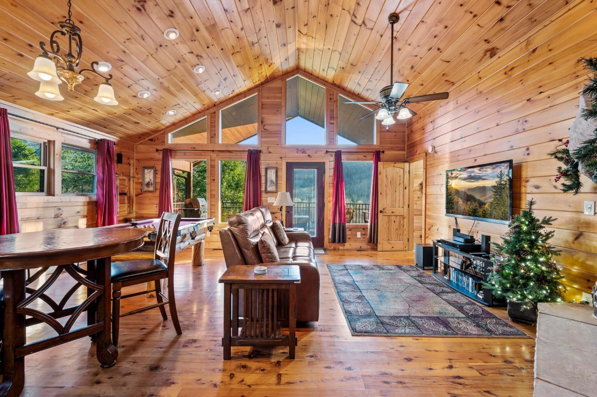 Mountain Elegance Holiday home