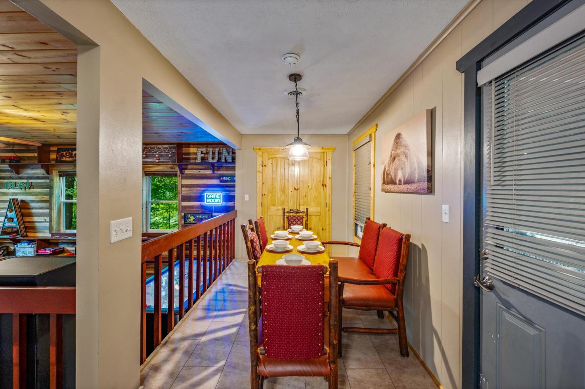 Beautiful With Fireplace And Large Game Holiday home