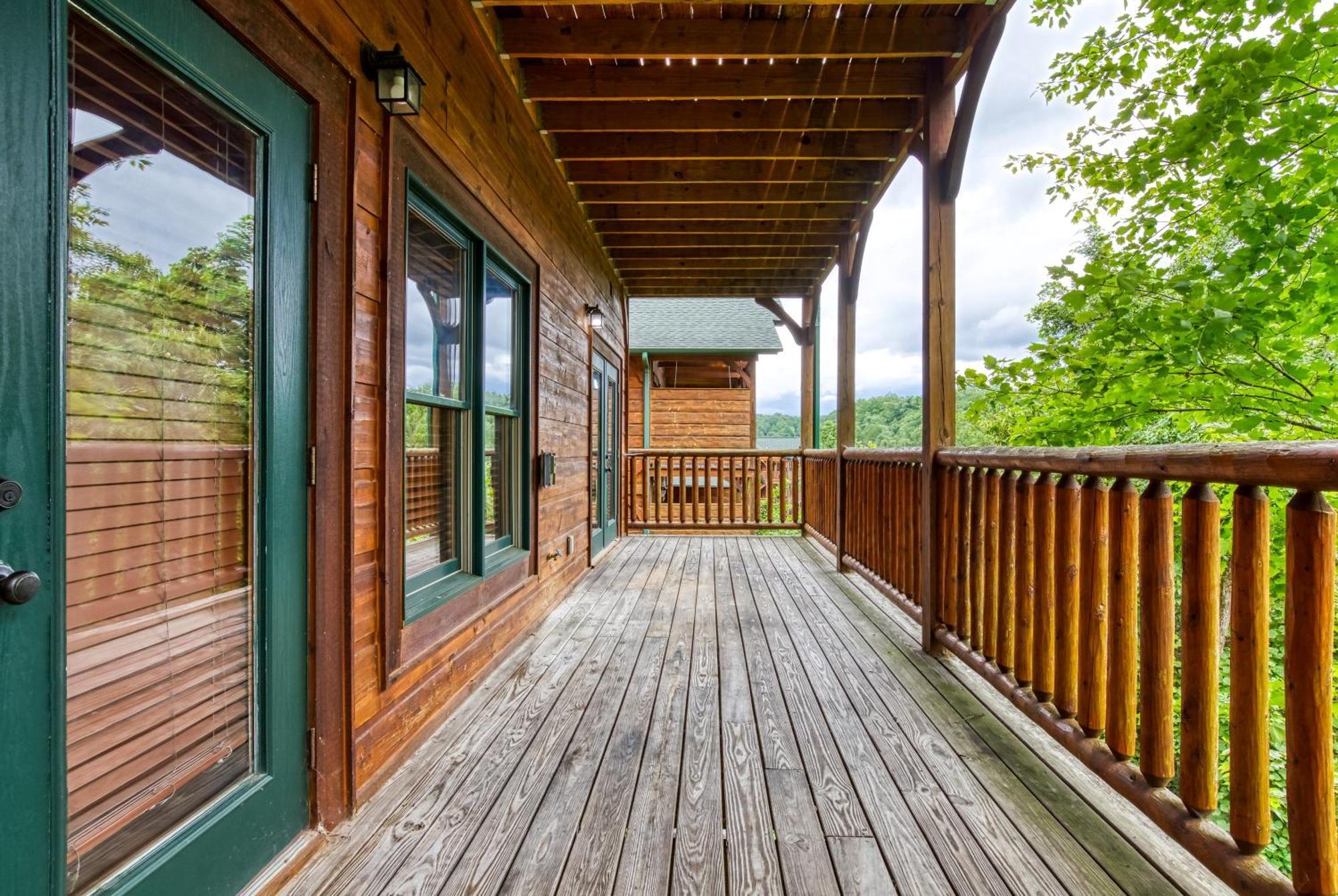 Heights, Hot Tub, Game Room, Theater Room, 1089 Of Free Tickets For Each Paid Day Gatlinburg