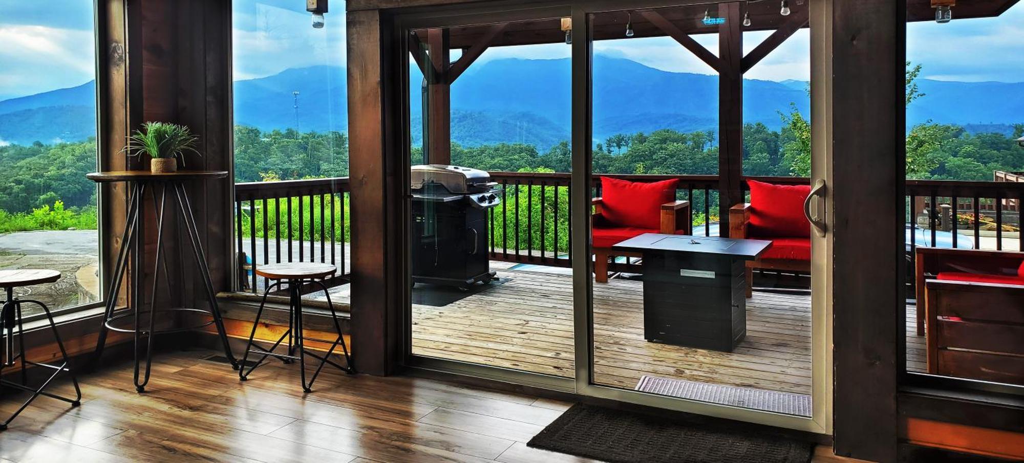 Holiday home Mtview Close To Pkwy Slps 10 3bd-3ba Game Gatlinburg