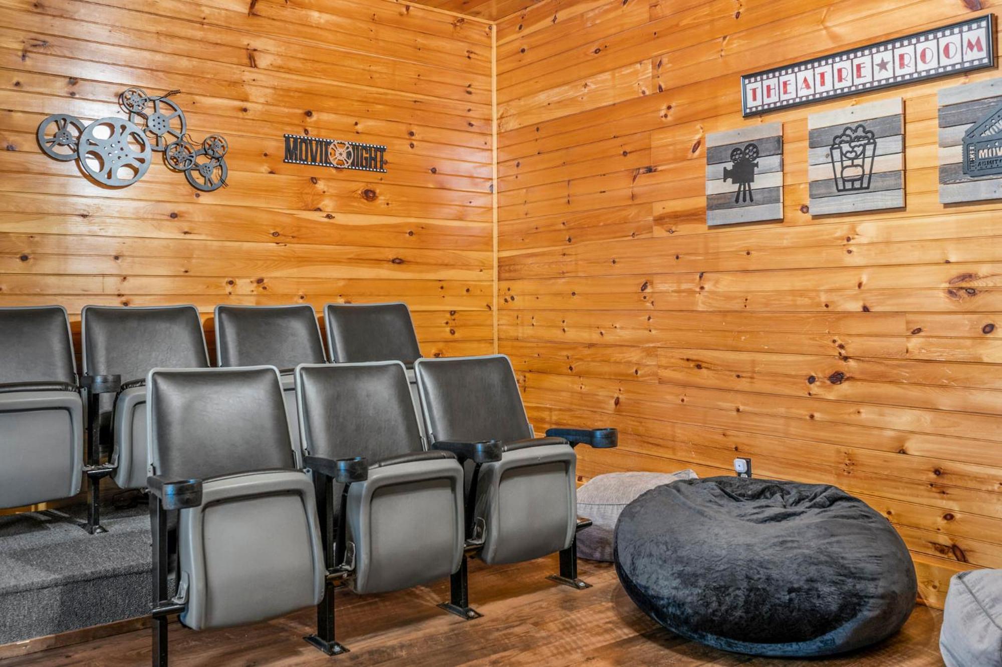 Mountain Laurel Holiday home *