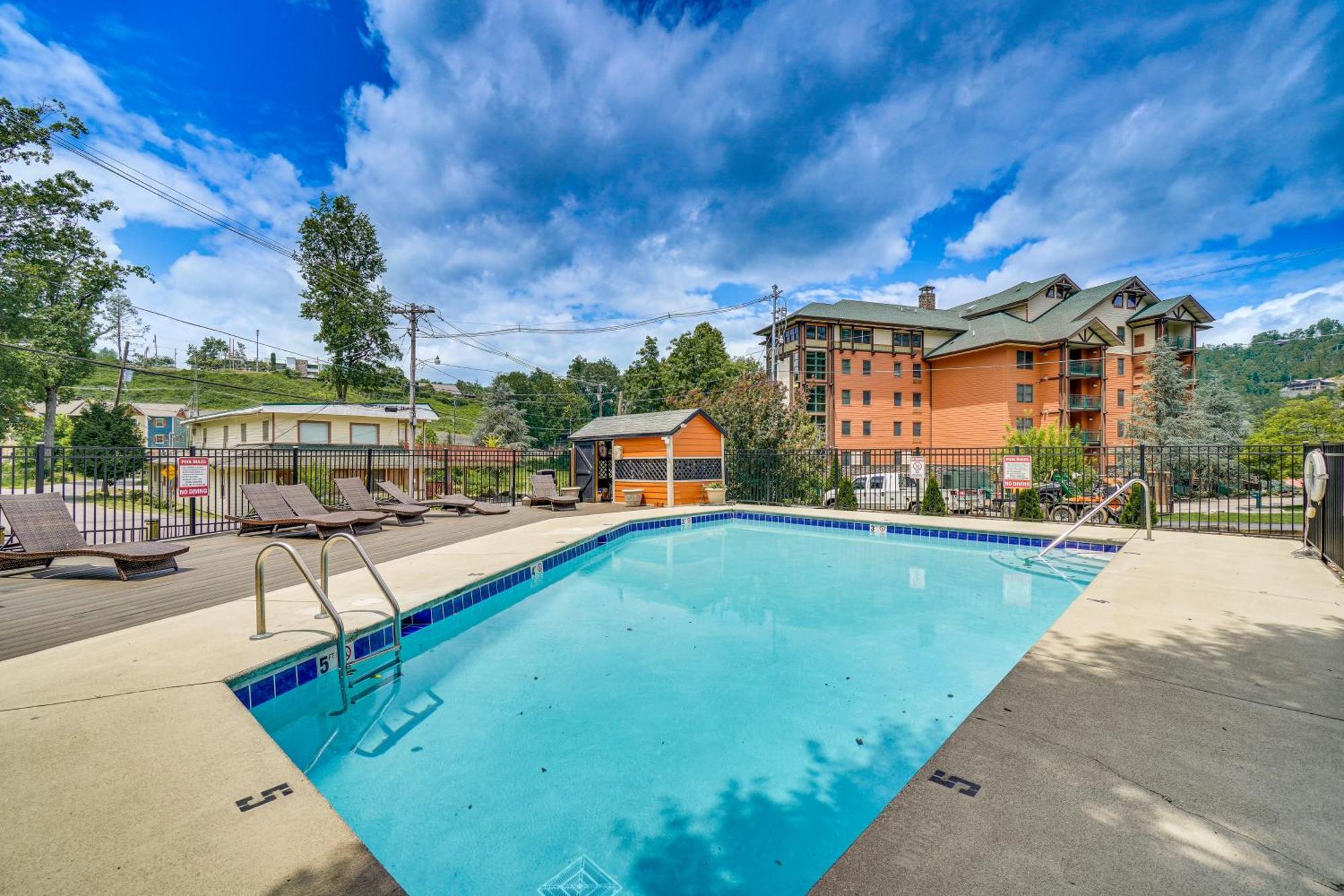 Mountain Townhome With Pool Access! *