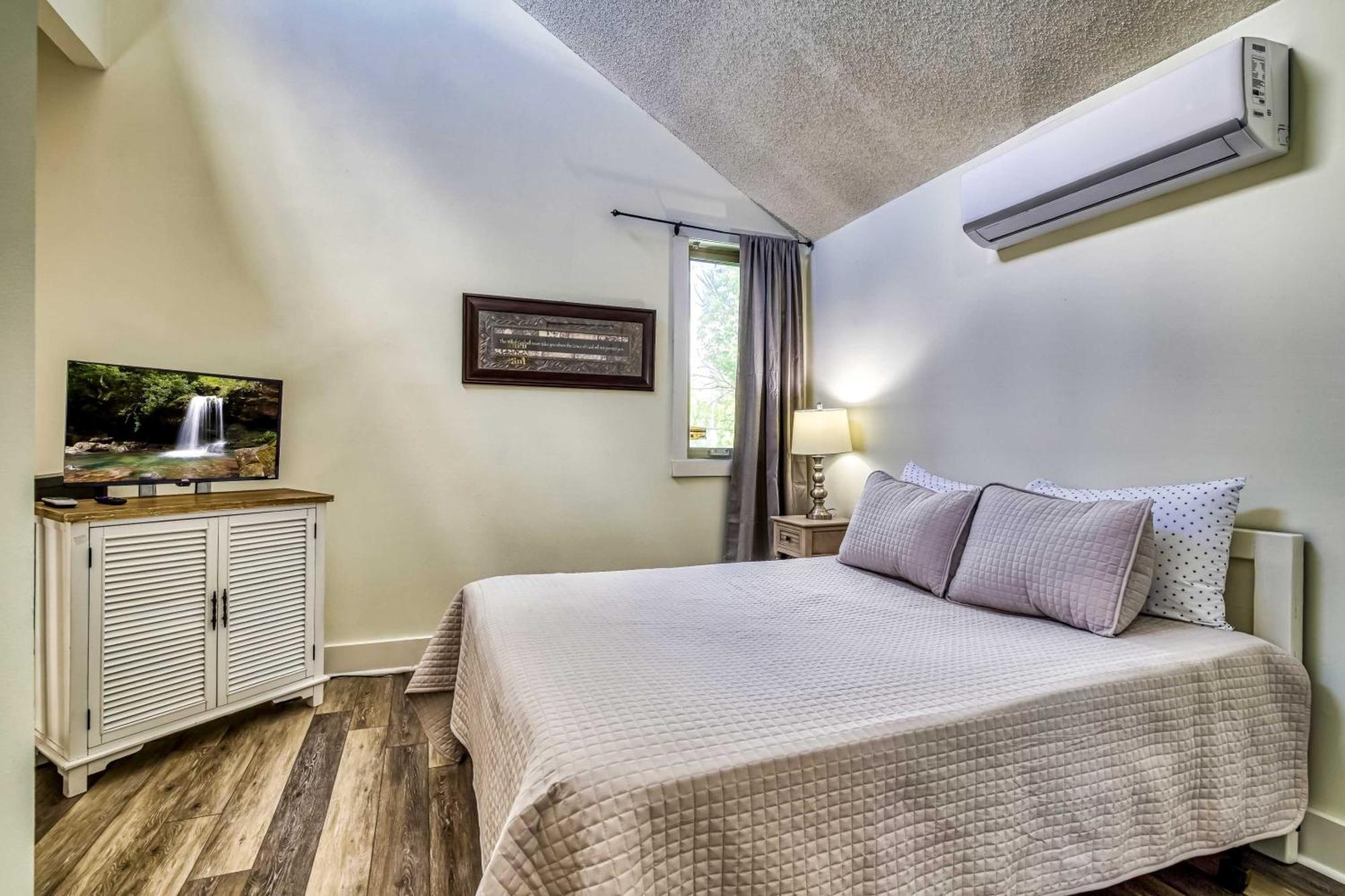 Mountain Townhome With Pool Access! Holiday home *