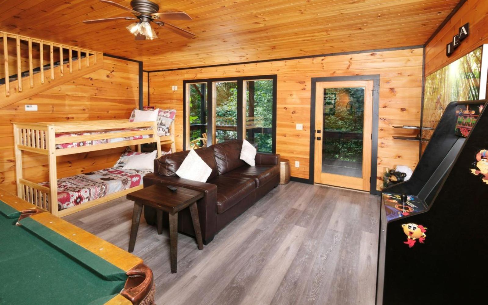 A Bearcation Gatlinburg