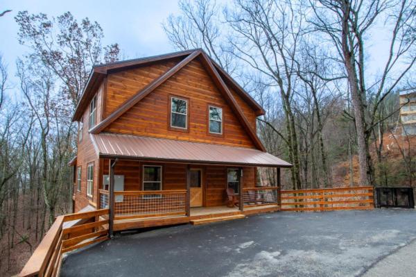 Holiday home Escape To Nature's Embrace - Indoor Pool & Theatre Gatlinburg
