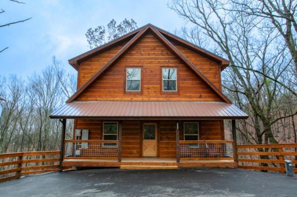 Escape To Nature's Embrace - Indoor Pool & Theatre * Gatlinburg