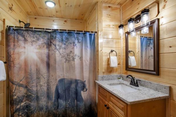 Escape To Nature's Embrace - Indoor Pool & Theatre Holiday home