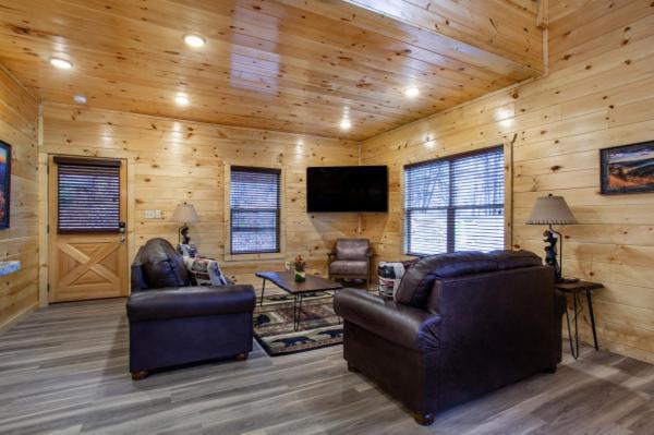 Holiday home Escape To Nature's Embrace - Indoor Pool & Theatre