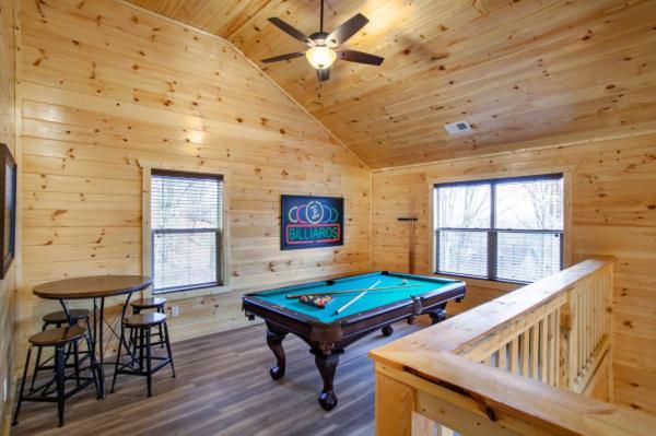 Escape To Nature's Embrace - Indoor Pool & Theatre *