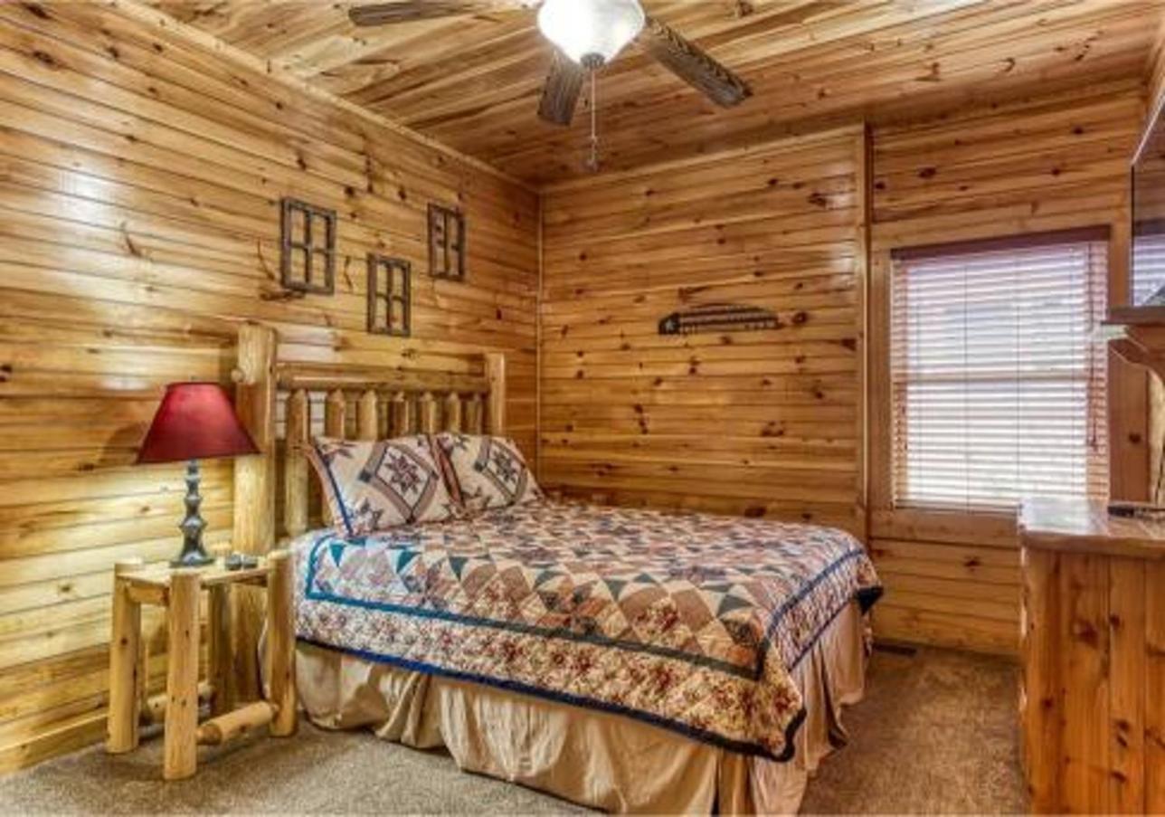 Dreams True With Luxury Cabin! * Gatlinburg