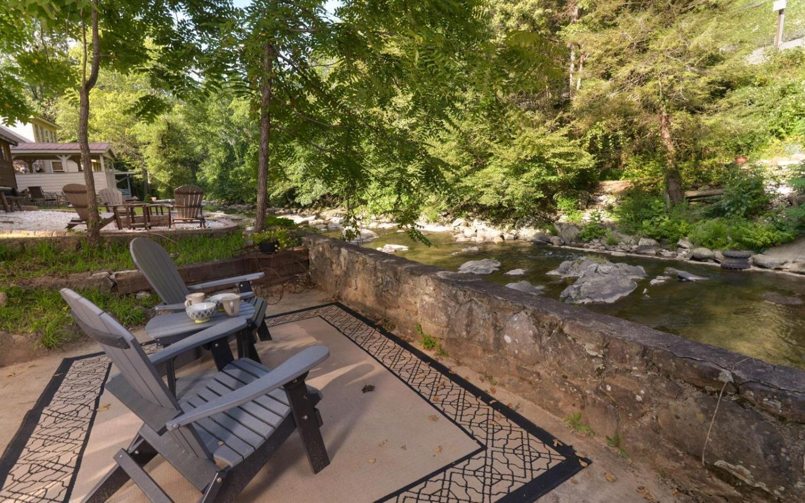On River Time Villa Gatlinburg